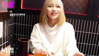 PS20《車站搭訕金髮辣妹》吃完飯帶回家各種操 直接內射