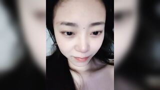 氣質女白領和包皮男友自拍性愛影片串流出 被用毛筆玩逼 1