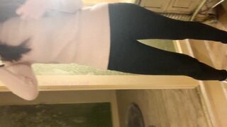 可愛俏皮台灣小美女和男友酒店開房 小嫩B被幹流血了-08