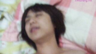 台灣短髮美眉與男友同居性愛自拍 反差妹毛多穴嫩無套愛愛-10