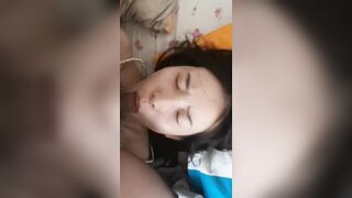 清純美少女反差又欠肏 對著男友豎中指 單純快樂的小嫩妹被男友調教成了小母狗-14