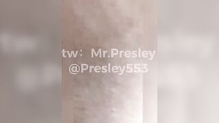 健身肌肉大神【presley553】爆操美女-29