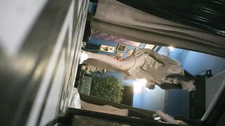 廁拍 高顏值女神尿尿系列 - 15