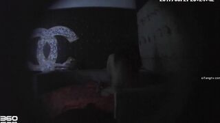 快點喝酒，喝完了我操你 刮逼毛了，沒有啊，老公你把我肏幹了