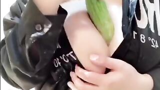 巨乳金蓮 擠奶 噴奶 奶水亂飛 - 40
