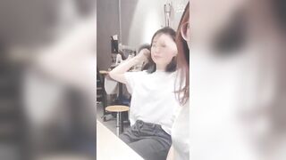 美女老師下班後的私密生活被曝光 反差之大讓人驚嘆-02