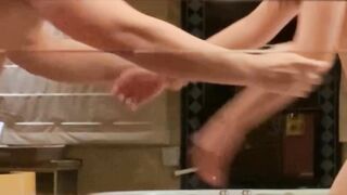 胖經理酒店潛規則新來的美女實習生被曝光