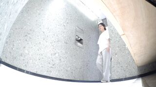 酒吧女廁全景偷拍 - 01