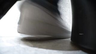 酒吧女廁全景偷拍 - 05