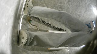 酒吧廁所偷拍 無毛靚妹 - 05