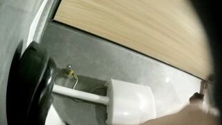 酒吧廁所偷拍 無毛靚妹 - 07