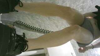 酒吧廁所偷拍 無毛靚妹 - 09