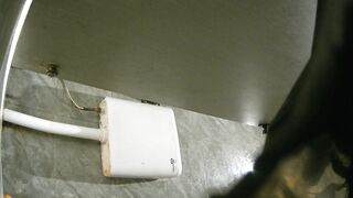 酒吧廁所偷拍 無毛靚妹 - 12