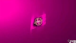 單身即約炮 JVxD一拍即合的多人淫亂聯誼 Stacy×UNA×Pony×Veronica