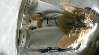 酒吧廁所偷拍 無毛靚妹 - 05