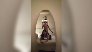 大學畢業生爆出不雅影片 美女被瘋狂打樁7