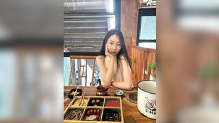 美女私拍被男友洩密流出1