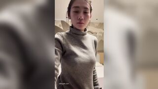 顏值和身材都不錯的美女 自拍洗澡自慰展示身材