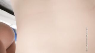 【千人斬小陳頭】約了個苗條女孩，高難度倒立口交沙發上抱著屁股騎坐，搞到一半人走了