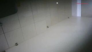 【廁拍】小姐姐尿完不擦蹲幾下-05