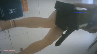 【廁拍】小姐姐尿完不擦蹲幾下-07