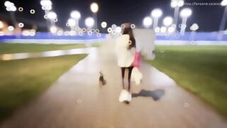 台灣AV女優艾熙Ashley 跟推友出來遛狗沒穿內褲 直接拉進廁所處理