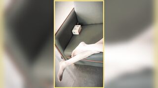 大奶甜美白皙妹【晚晚】-穿著情趣制服被各種體位強上猛乾-17